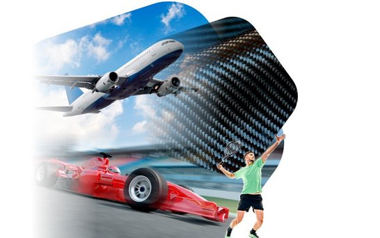 Flugzeug, Auto, Tennisspieler und Carbon
