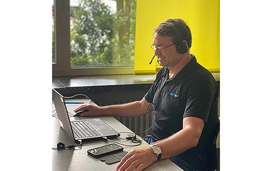 Georg Brandl am Laptop