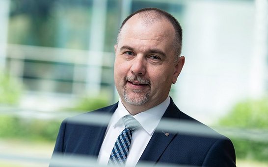 Andreas Niedermaier CEO Alzchem