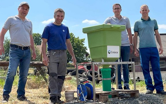 Gruppenbild Tests von Eminex auf der Milchfarm