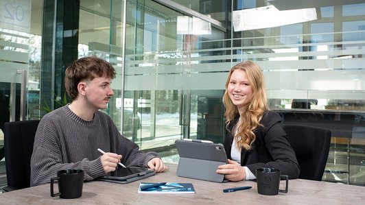 Ausbildung Zusammenarbeit Industriekaufleute