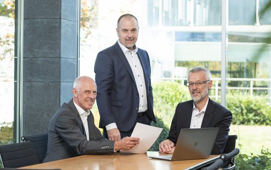 Gruppenbild Klaus Englmaier, Andreas Niedermaier und Dr. Georg Weichselbaumer