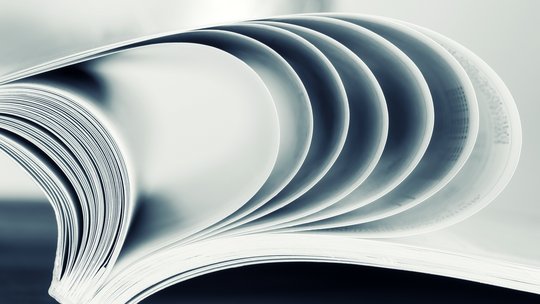 Buch geblättert 