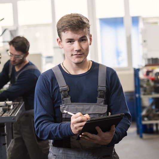 Duales Studium Maschinenbau Einblicke aus der Werkstatt